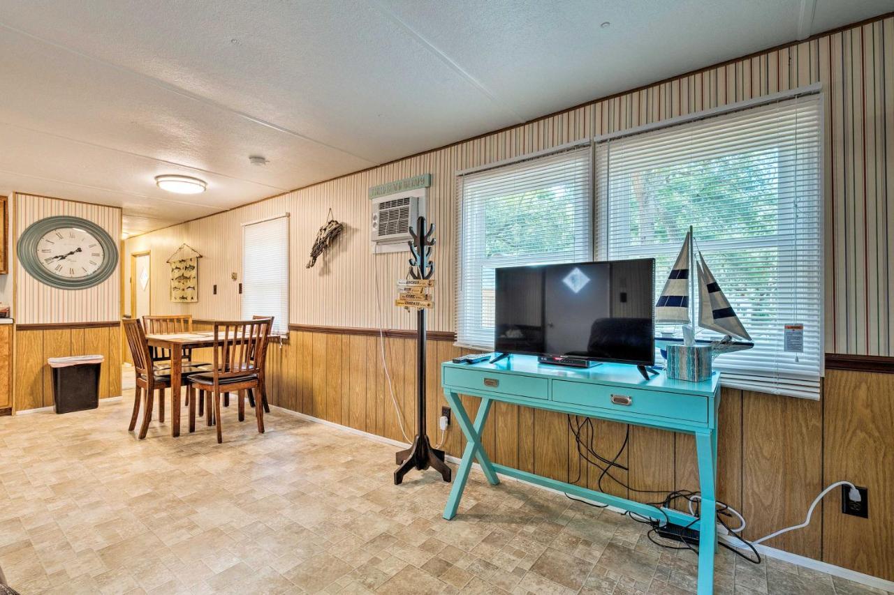 Cabin With Fire Pit, Walk To Steinhatchee River! ภายนอก รูปภาพ